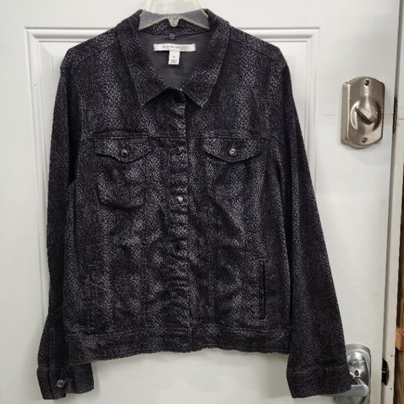 Jones New York Jackets & Blazers - Jones of New York Jacket - Black & Gray Snakeskin Print - Size XL
